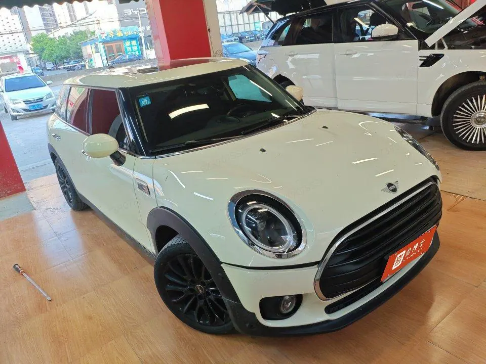 MINI Clubman (Imported) 2021 One Clubman 1.5T Automatic Gear 2