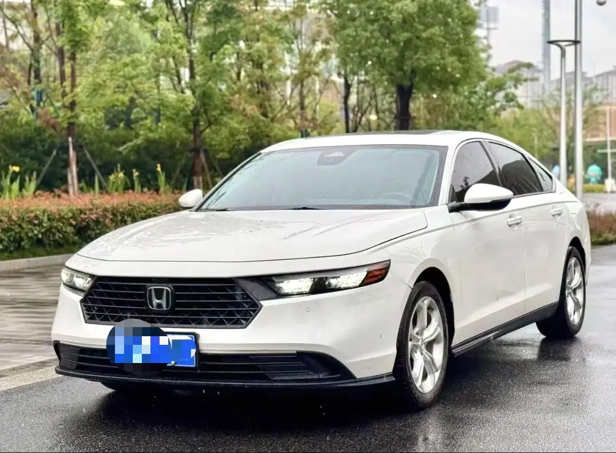 Honda 2023 11th Generation Accord 1.5T Stepless 260TURBO Smart Edition Automatic Gear - View 1