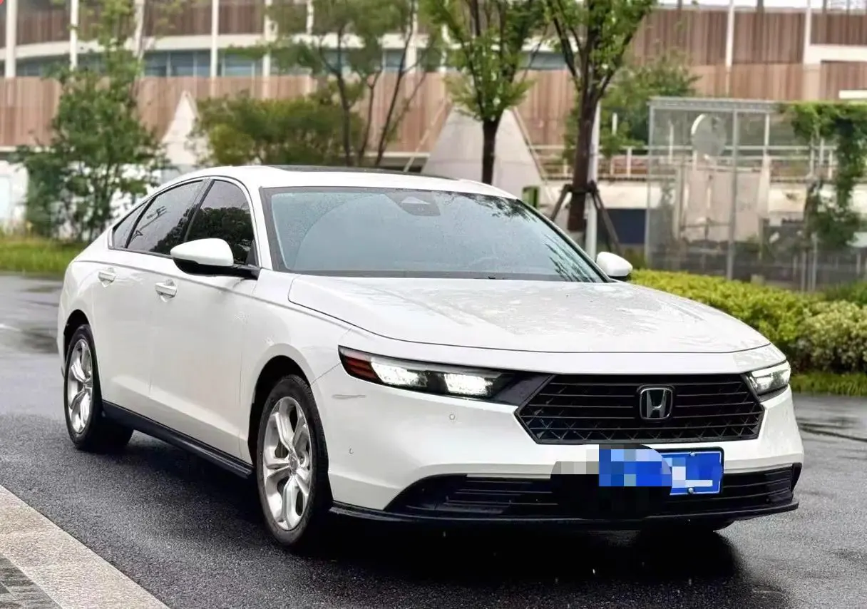 Honda 2023 11th Generation Accord 1.5T Stepless 260TURBO Smart Edition Automatic Gear 3
