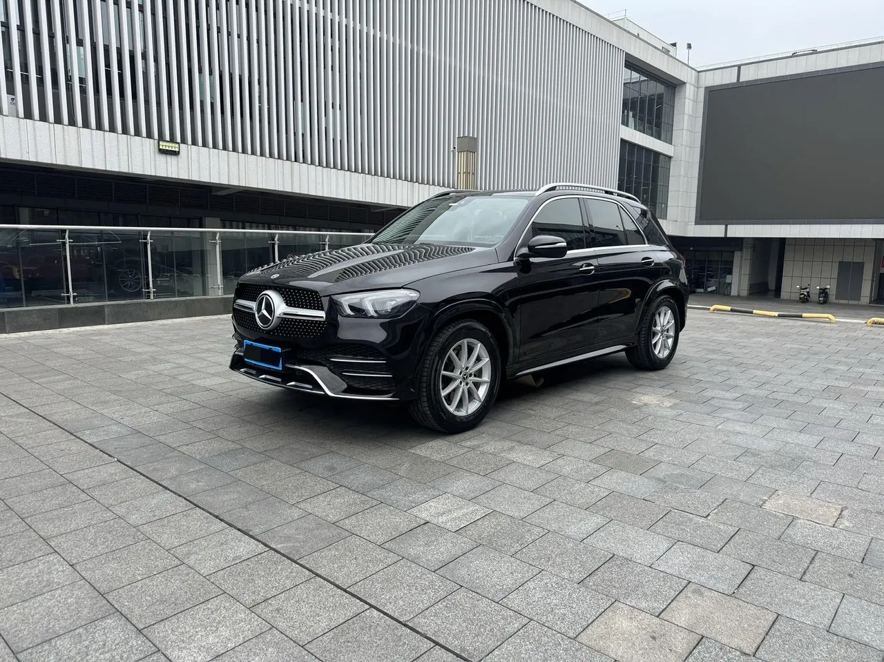 Mercedes Benz GLE (Imported) 2021 GLE 350 4MATIC 2.0T Fashion Automatic Gear - View 1
