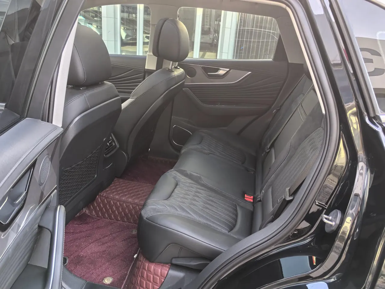 HongQi 2025 HS5 2.0T Two-Drive Flag Enjoy Pro Edition Automatic Gear 6