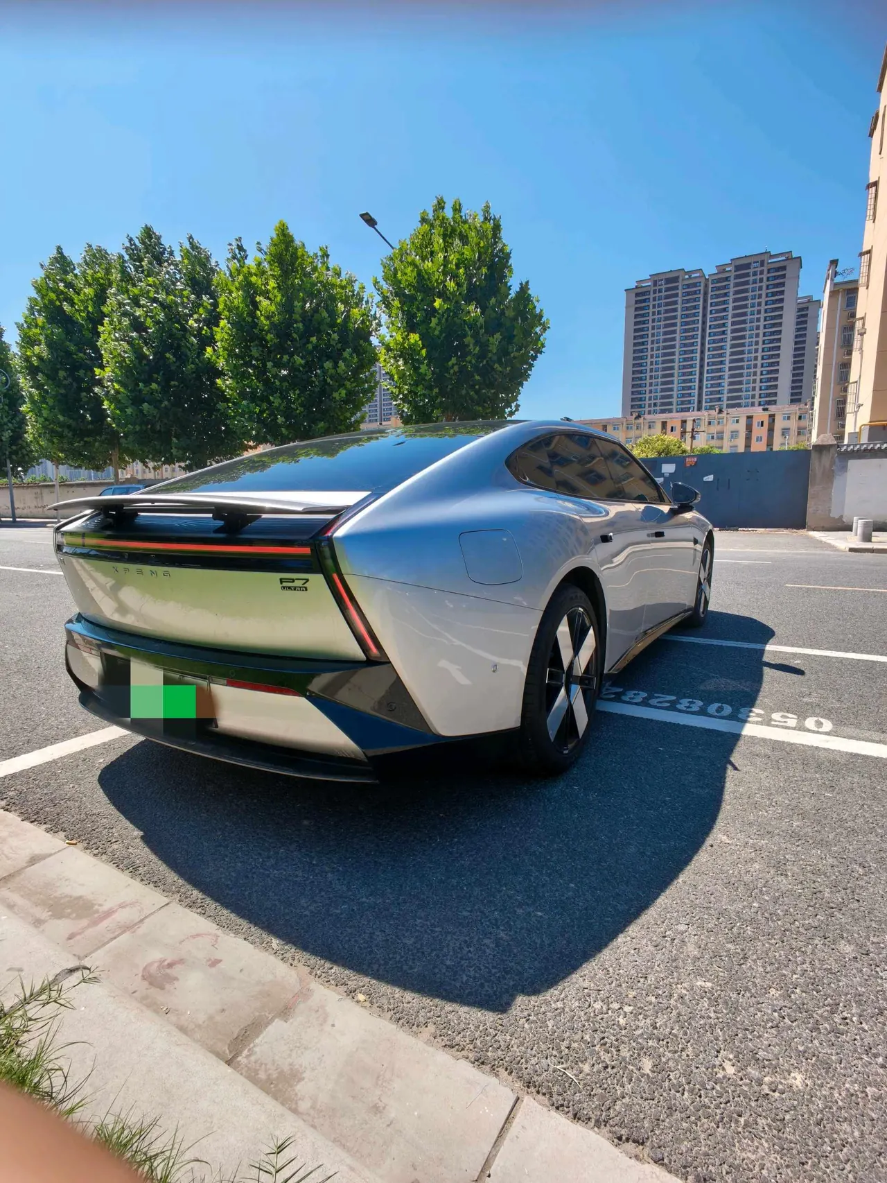 Xpeng 2025 P 7 702km long endurance automatic gear 8