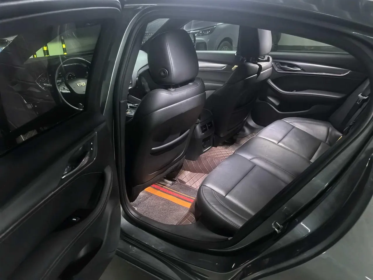 Cadillac 2023 CT5 2.0T 28T Luxury (Standard Edition) Automatic Gear 6