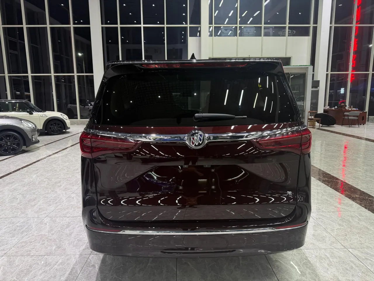 Buick 2020 GL8 Avenir 2.0T Six-seat Sage Edition Automatic Gear 14