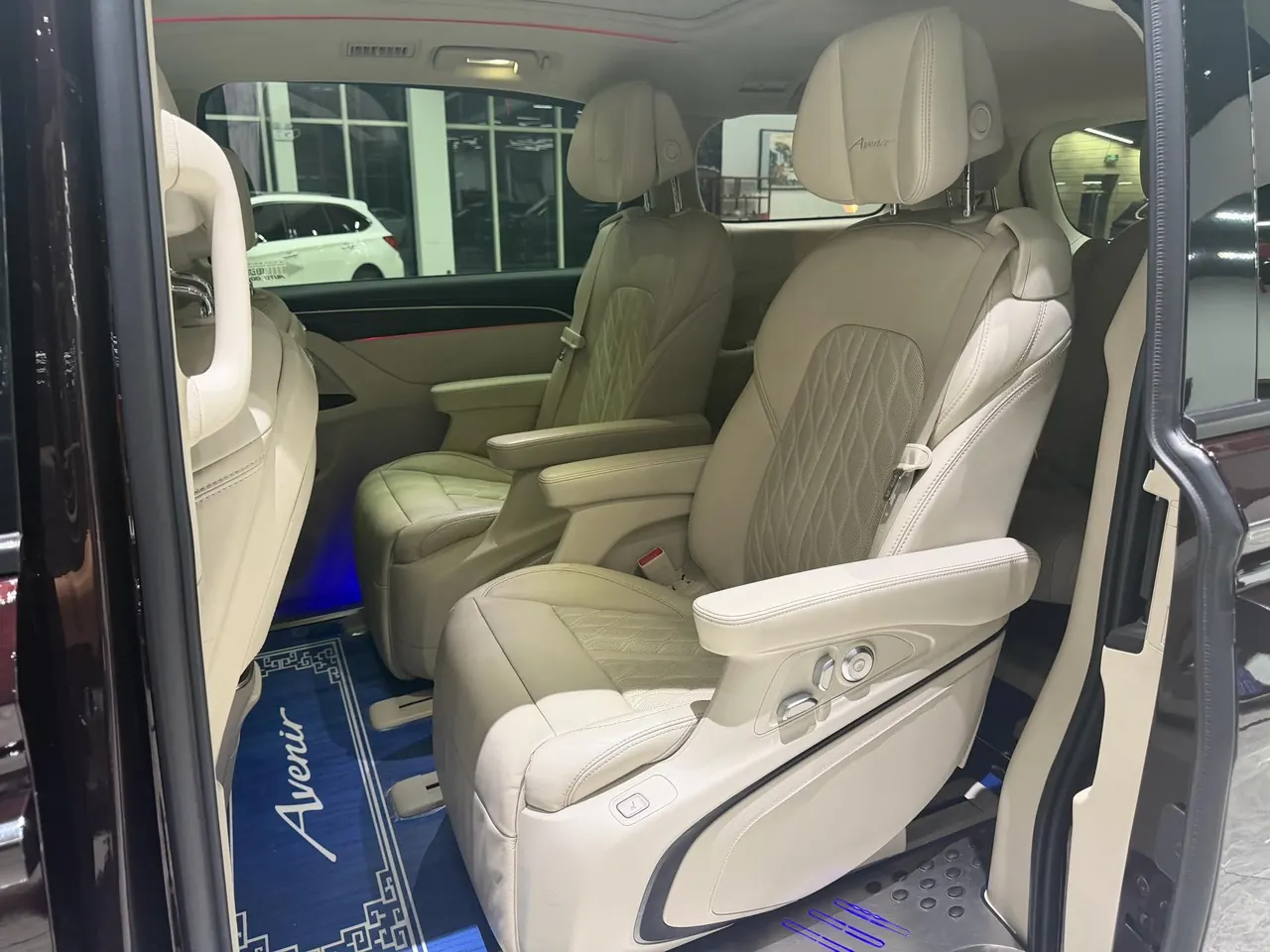 Buick 2020 GL8 Avenir 2.0T Six-seat Sage Edition Automatic Gear 6