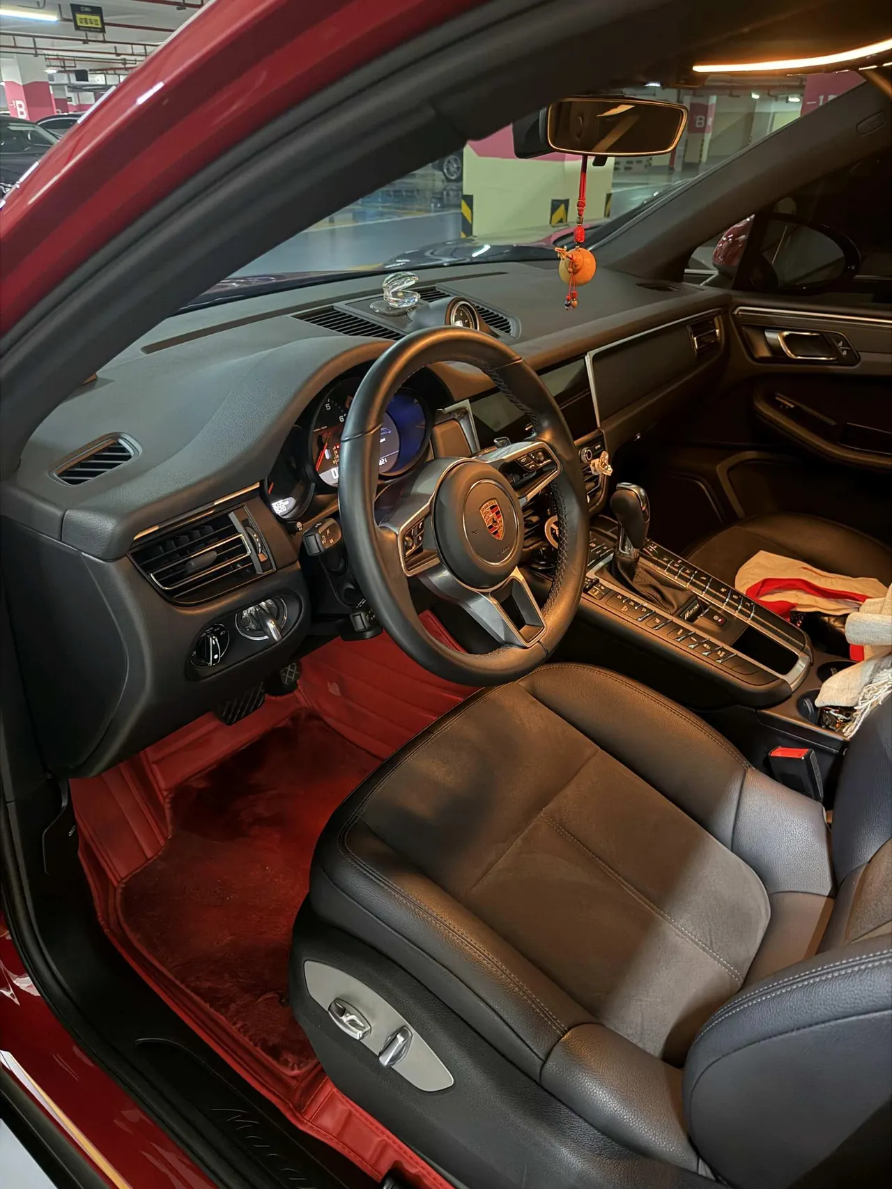 Porsche Macan (Imported) 2020 Macan 2.0T Automatic Gear 5
