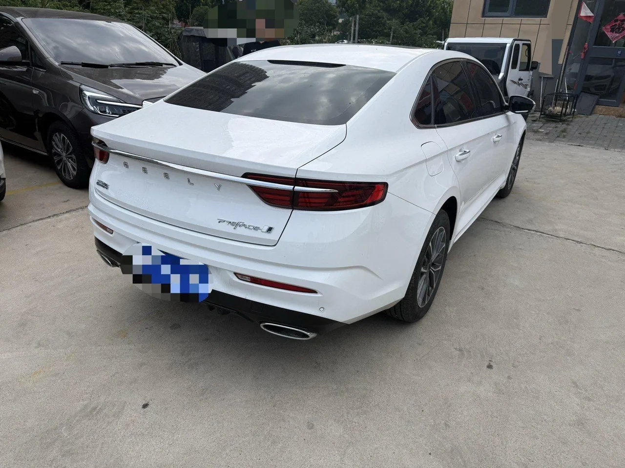 Geely 2023 xingrui 1.5TD rocking version of automatic gear 3