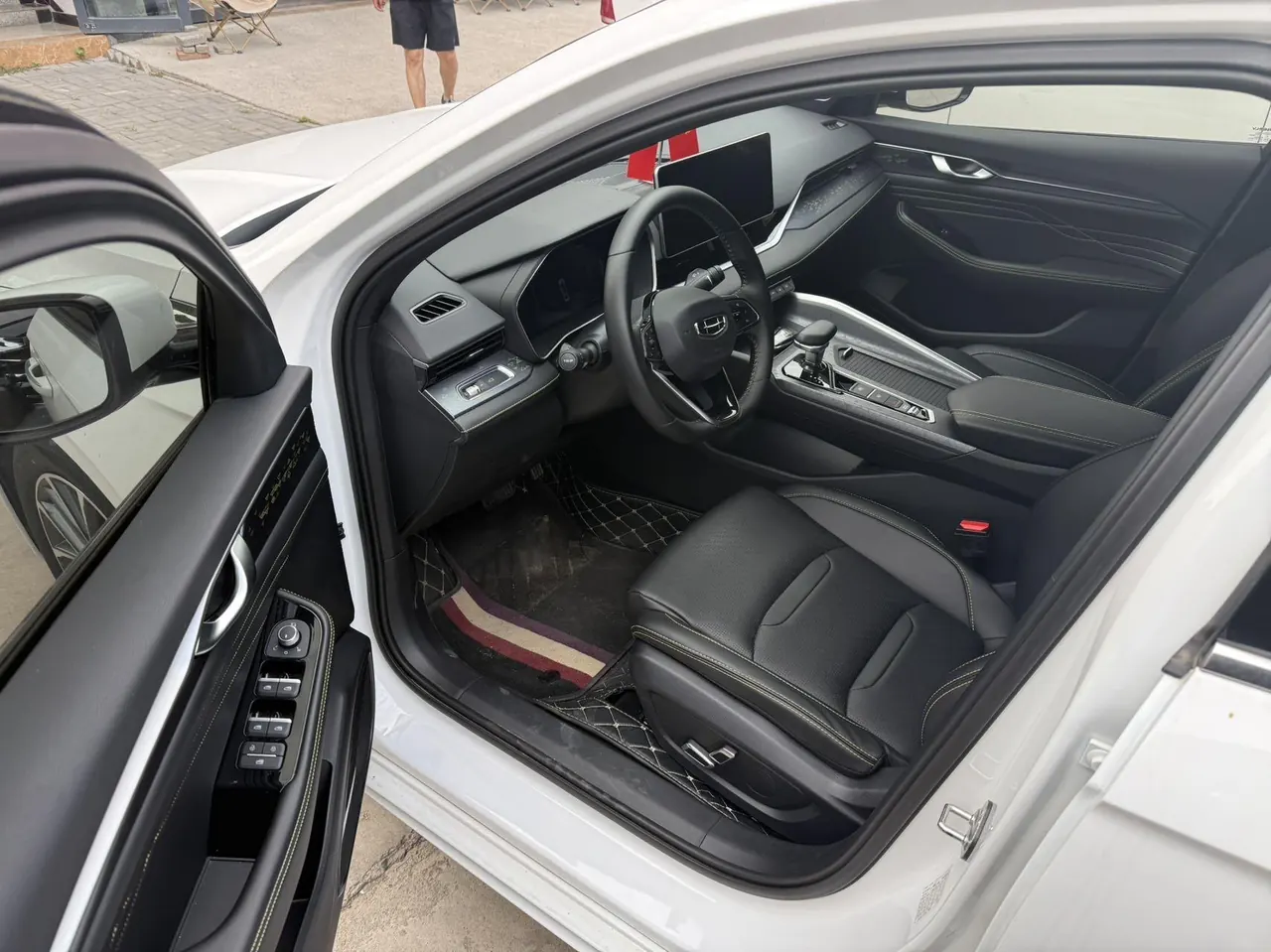 Geely 2023 xingrui 1.5TD rocking version of automatic gear 5