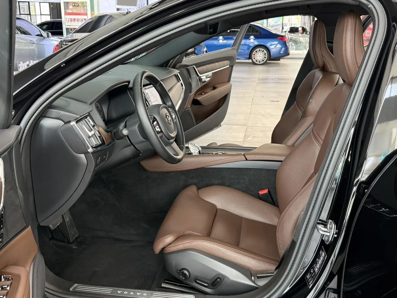 Volvo 2021 S90 48V 2.0T B5 Zhiyuan Deluxe Edition Automatic Gear 5