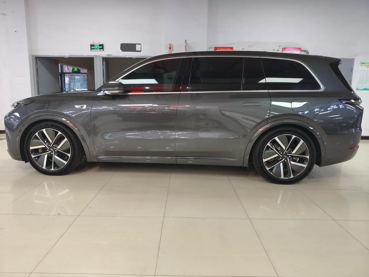Li 2022 L9 1.5T Max Edition Automatic Gear 4