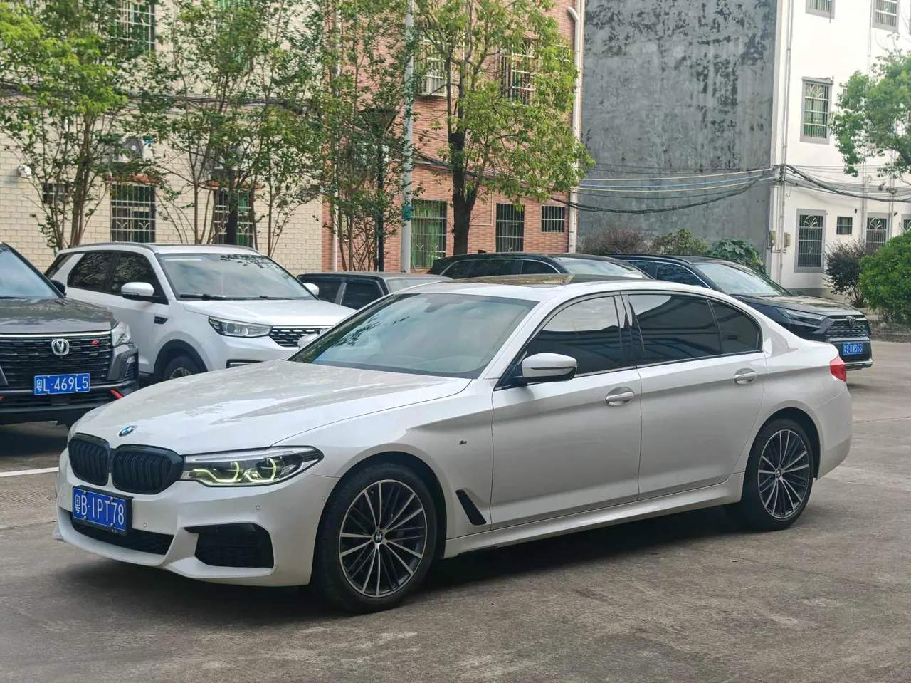 BMW 5 Series 2020 530Li 2.0T Exclusive M Sports Suit Automatic Gear - View 1