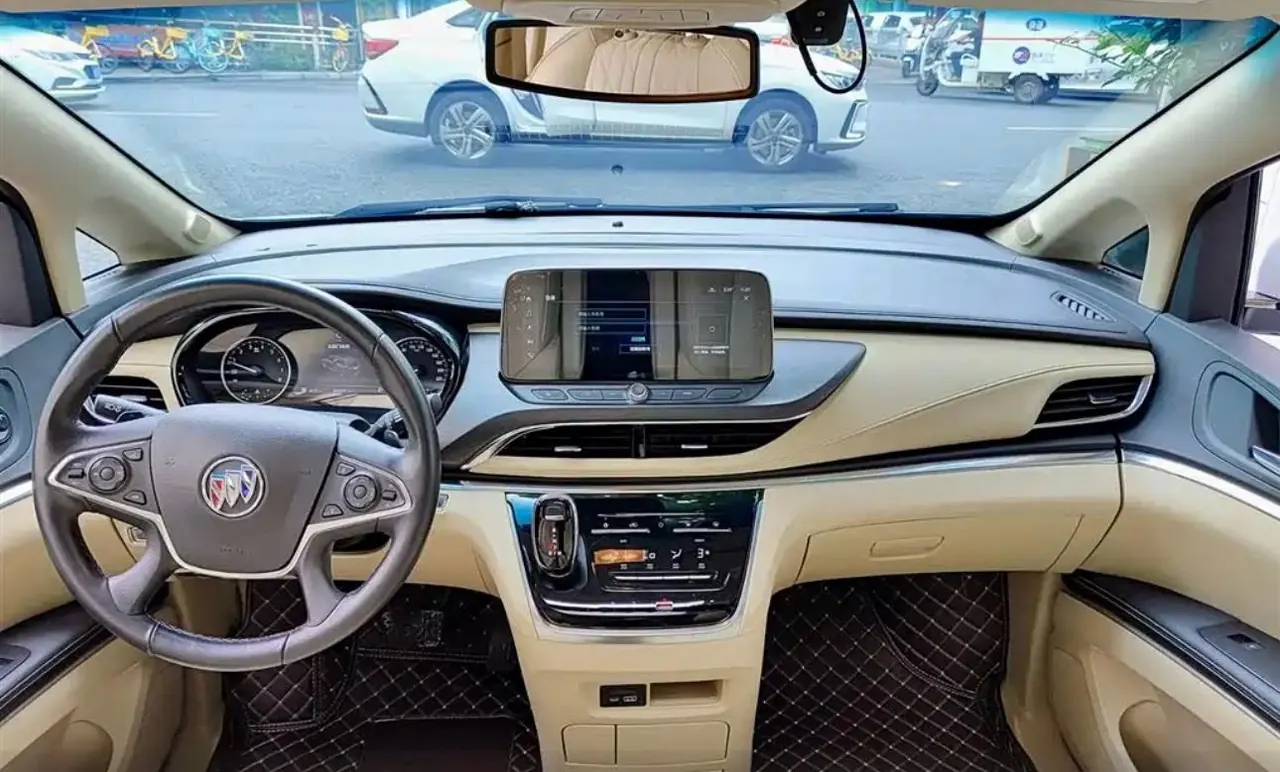 Buick 2023 GL8 Land Business Class 48V 2.0T 652T Luxury Automatic Gear 2