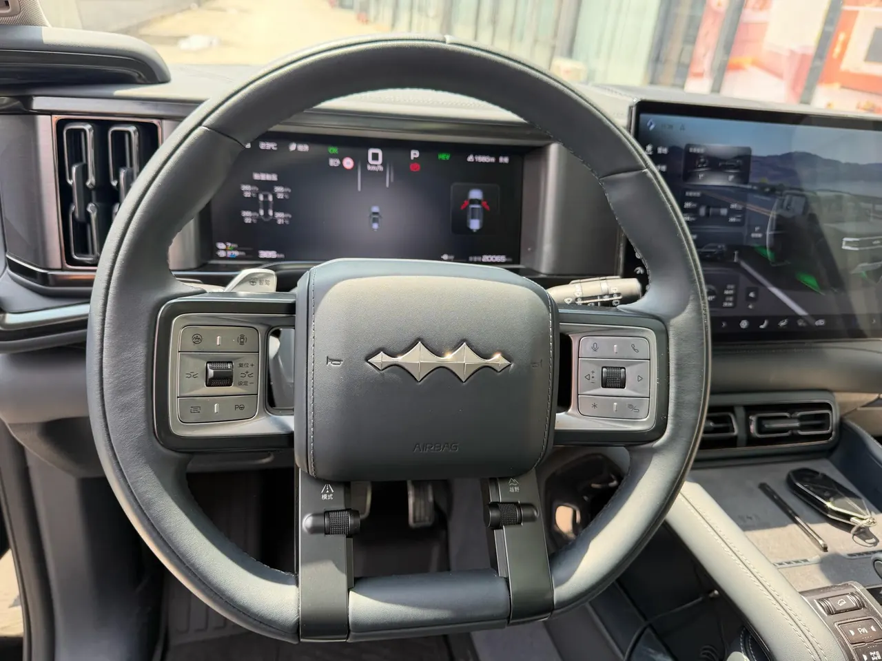 FangChengBao 2025 Leopard 5 1.5T Stepless God Wisdom Driving Max Edition Automatic Gear 15