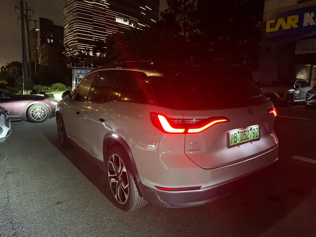 NIO 2020 ES8 Signature Edition 415KM 7-seat Automatic Gear 6