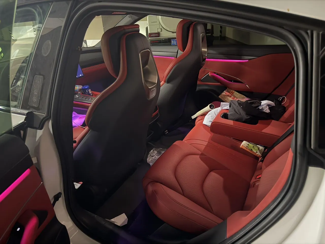 MI 2024 SU 7 830km Rear Drive Ultra Long Endurance High-end Smart Drive Pro Edition Automatic Gear 3