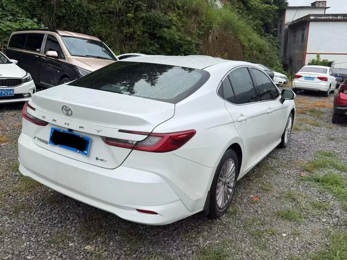 Toyota 2024 Camry Dual Engine 2.0HXS CVT Sport PLUS Edition Automatic Transmission 3