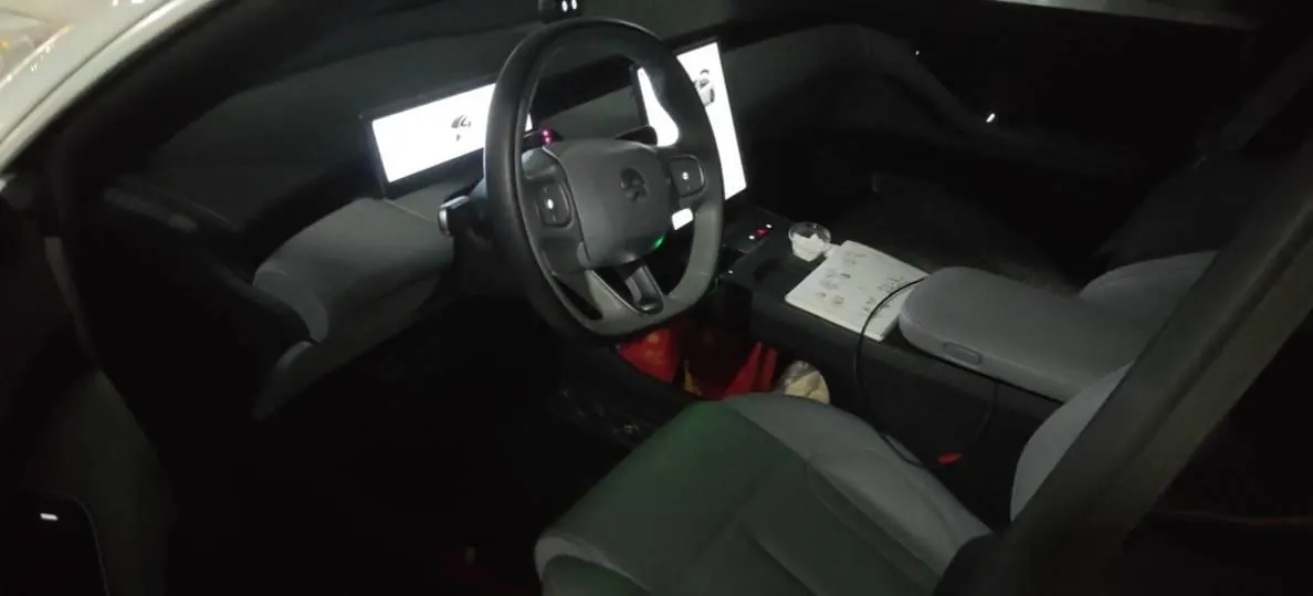NIO 2024 ET5T 75kWh Touring automatic 11