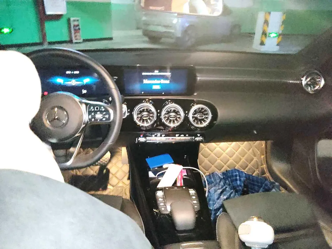 Mercedes Benz Class A 2021 A 200 L 1.3T Fashion Automatic Gear 4