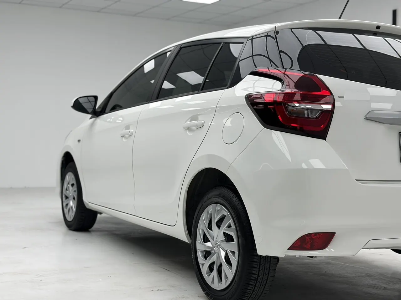 Toyota 2021 Vichy FS 1.5 Stepless Front Edition Automatic Gear 11