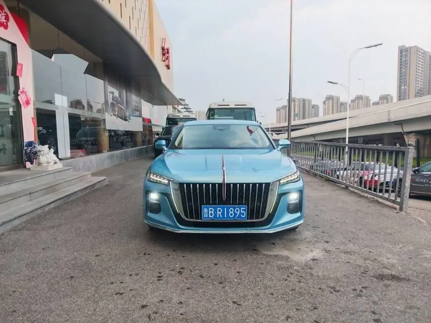 HongQi 2023 H5 2.0T Zhilian Flag Collar Edition Automatic Gear 4