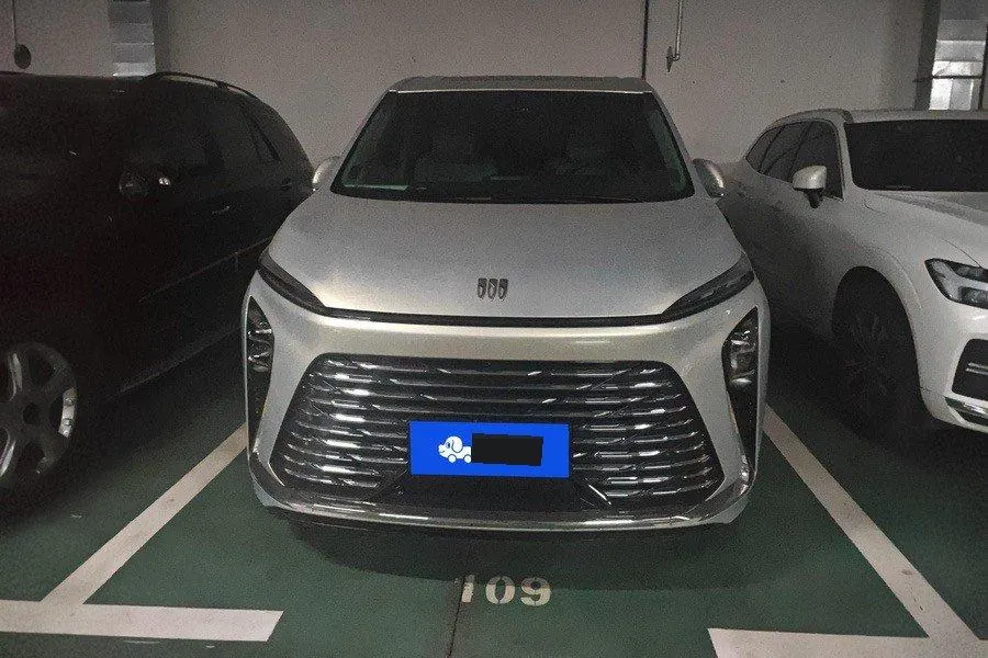 Buick 2025 GL8 ES Lu Zun 48V 2.0T Premium Edition Automatic Gear 3