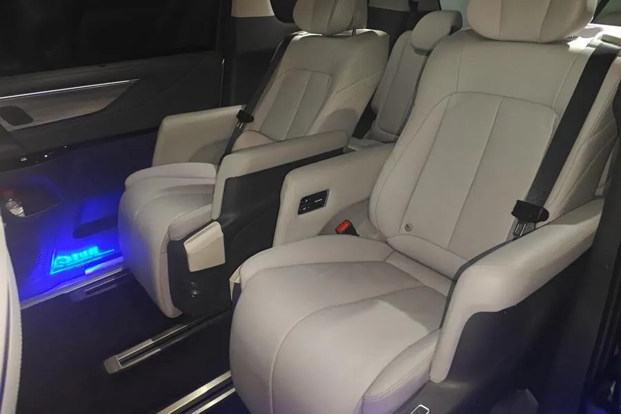 Buick 2025 GL8 ES Lu Zun 48V 2.0T Premium Edition Automatic Gear 6