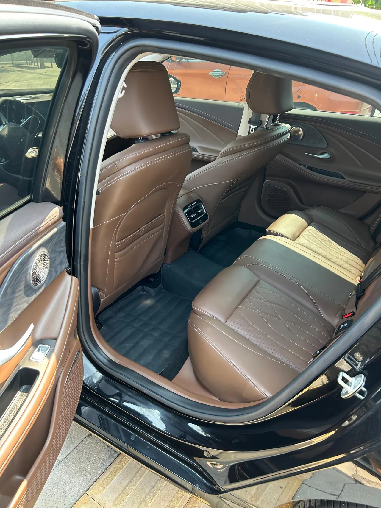 Chery 2024 Erez 8 2.0T High Energy Edition Royal Automatic 6