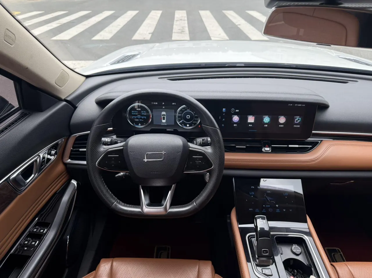 Bestune 2022 T99 2.0TD 20TD exclusive automatic transmission 9