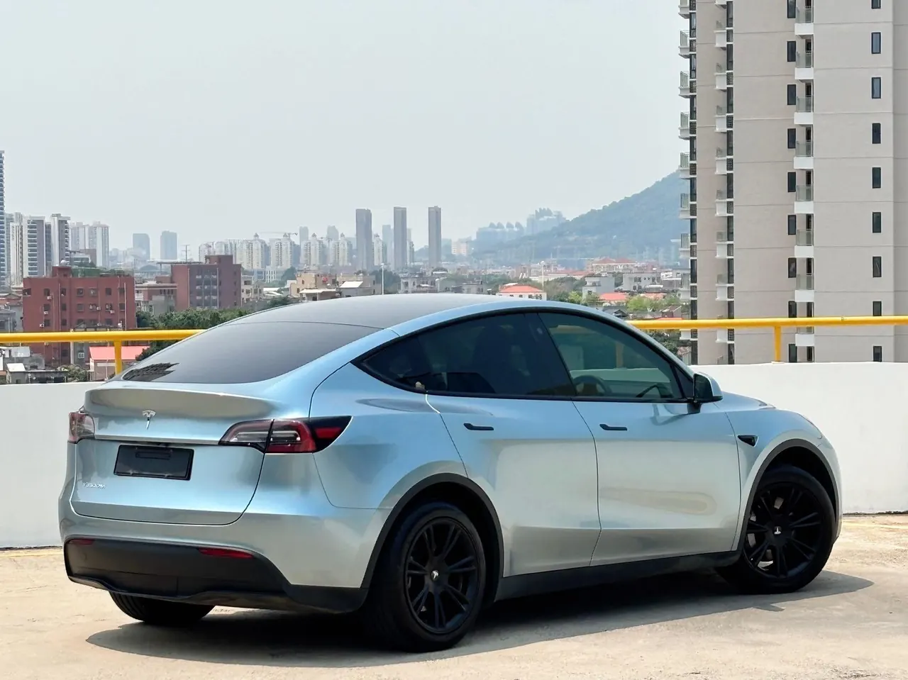 Tesla 2023 Model Y rear-wheel drive version automatic transmission 10