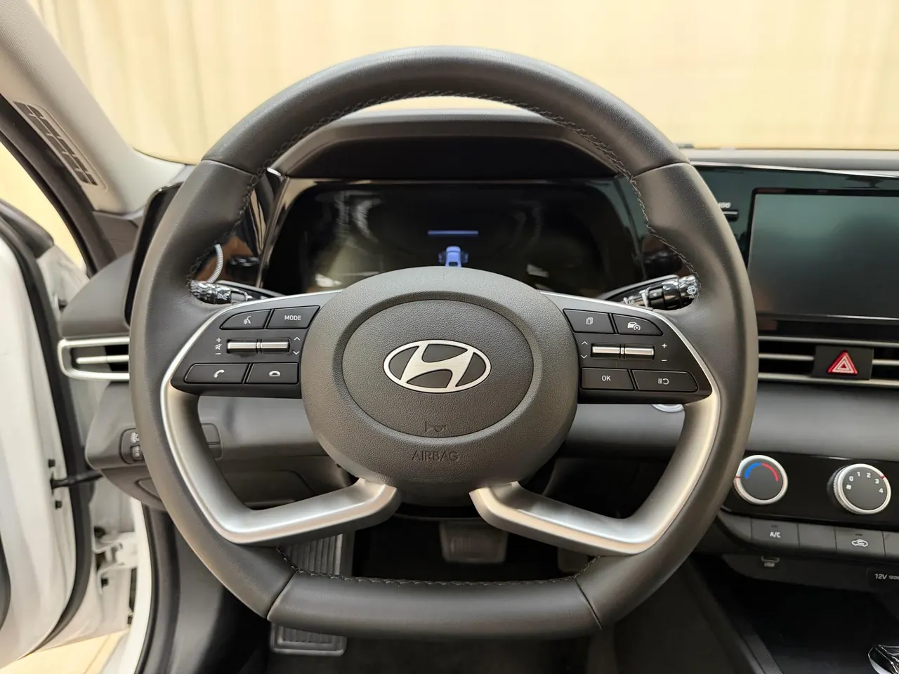 Hyundai 2023 Elantra-sedan 1.5 stepless GLX elite automatic gear 11