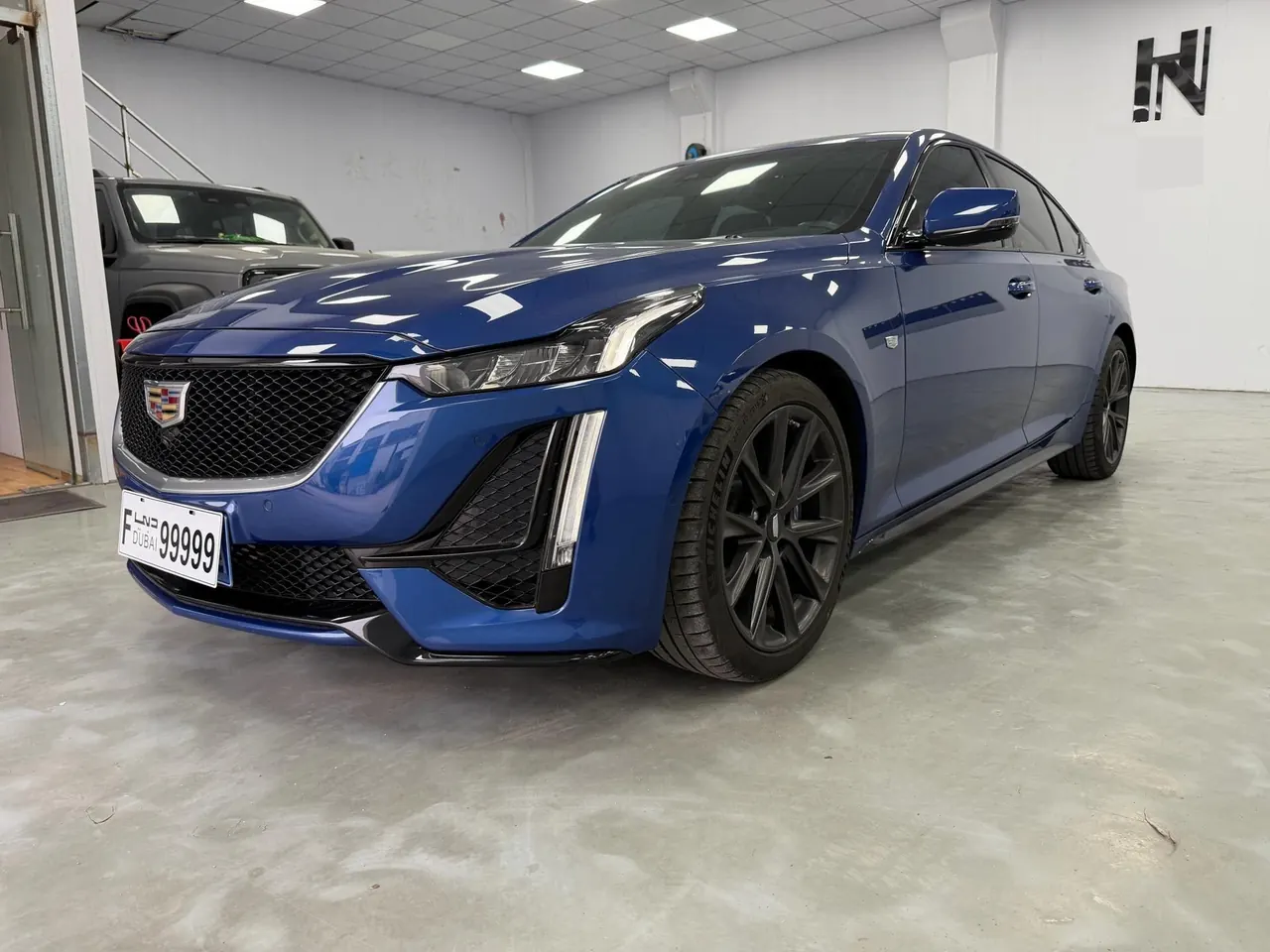 Открыть галерею: Cadillac 2020 CT5 2.0T 28T Platinum Sports Edition Automatic Gear