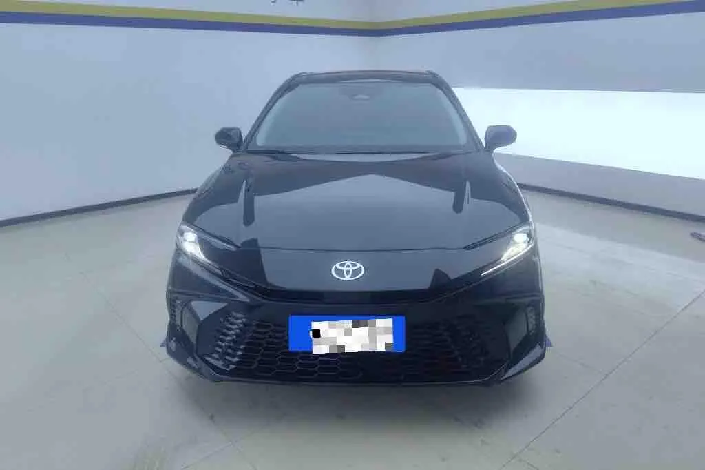 Toyota 2026 Camry Double Engine 2.0HSE Stepless Sports Lite Edition Automatic Gear 3