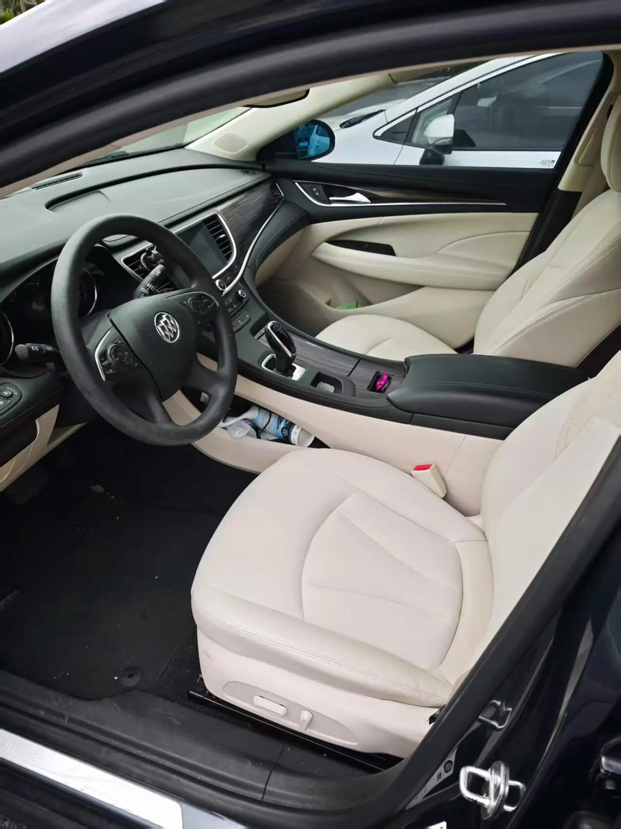 Buick 2020 LaCrosse 2.0T 652T Elite Automatic 3
