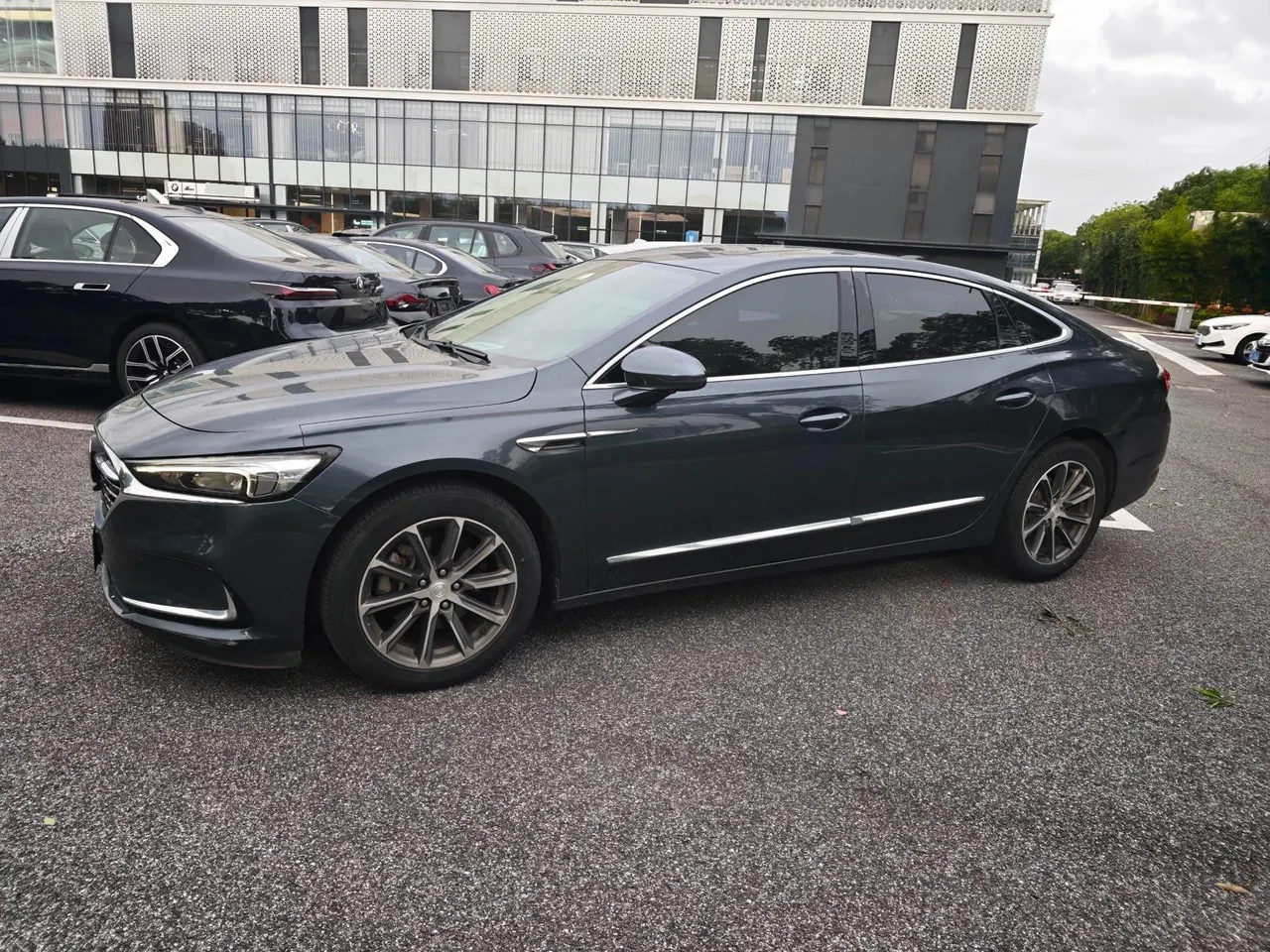 Buick 2020 LaCrosse 2.0T 652T Elite Automatic 5