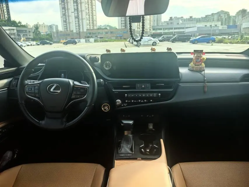 Lexus ES (Imported) 2023 ES200 2.0 Stepless Deluxe Edition Automatic Gear 4