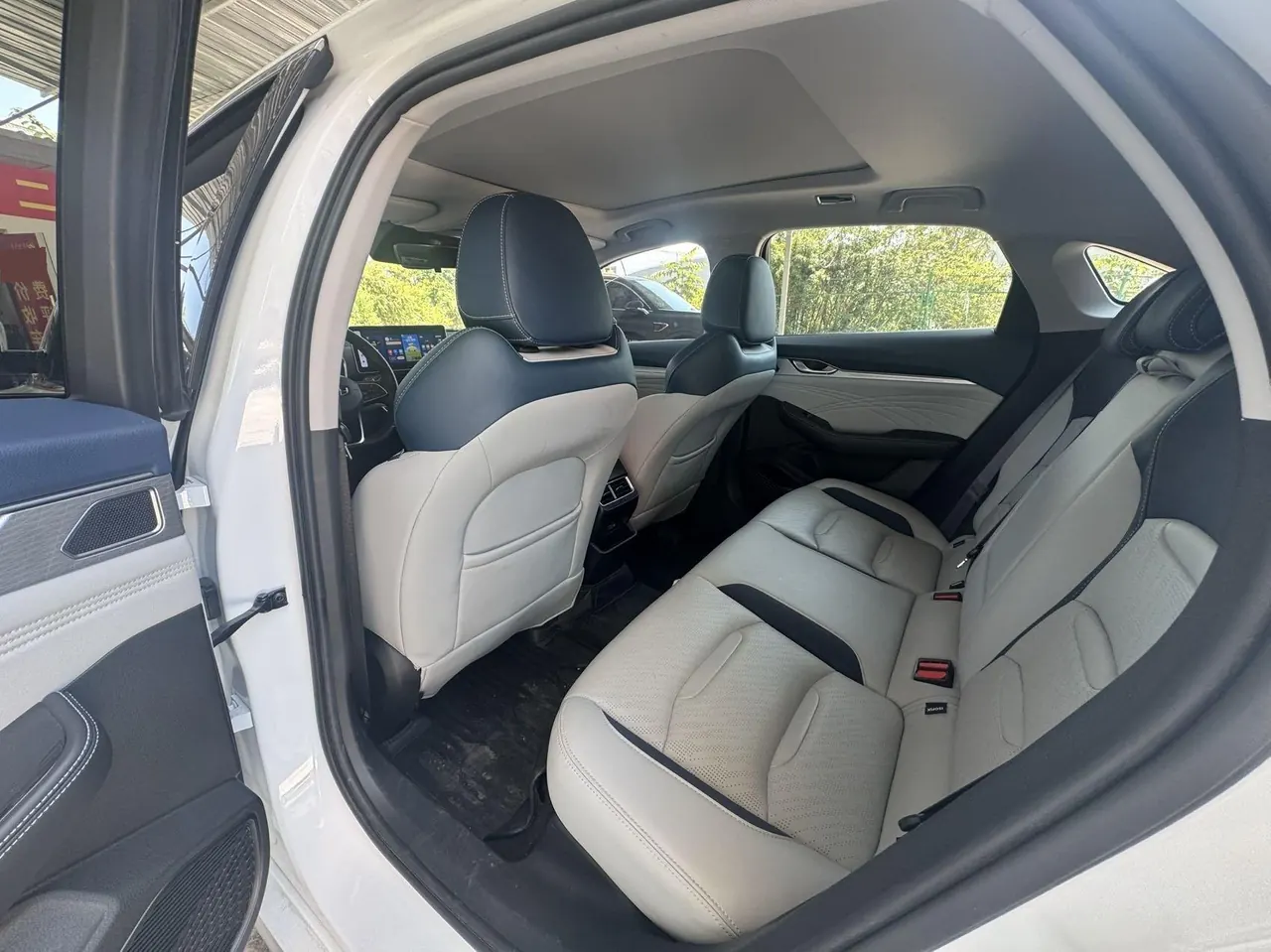 Geely 2021 xingrui 2.0T luxury automatic gear 3