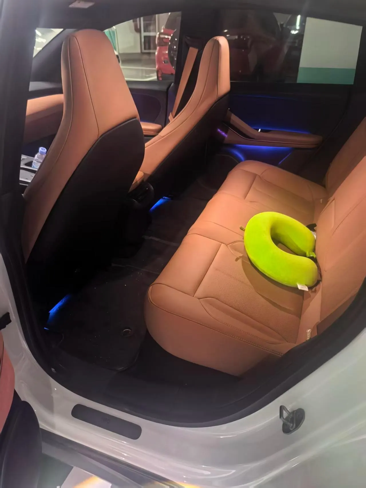NIO 2022 ET5 75kWh automatic gear 4