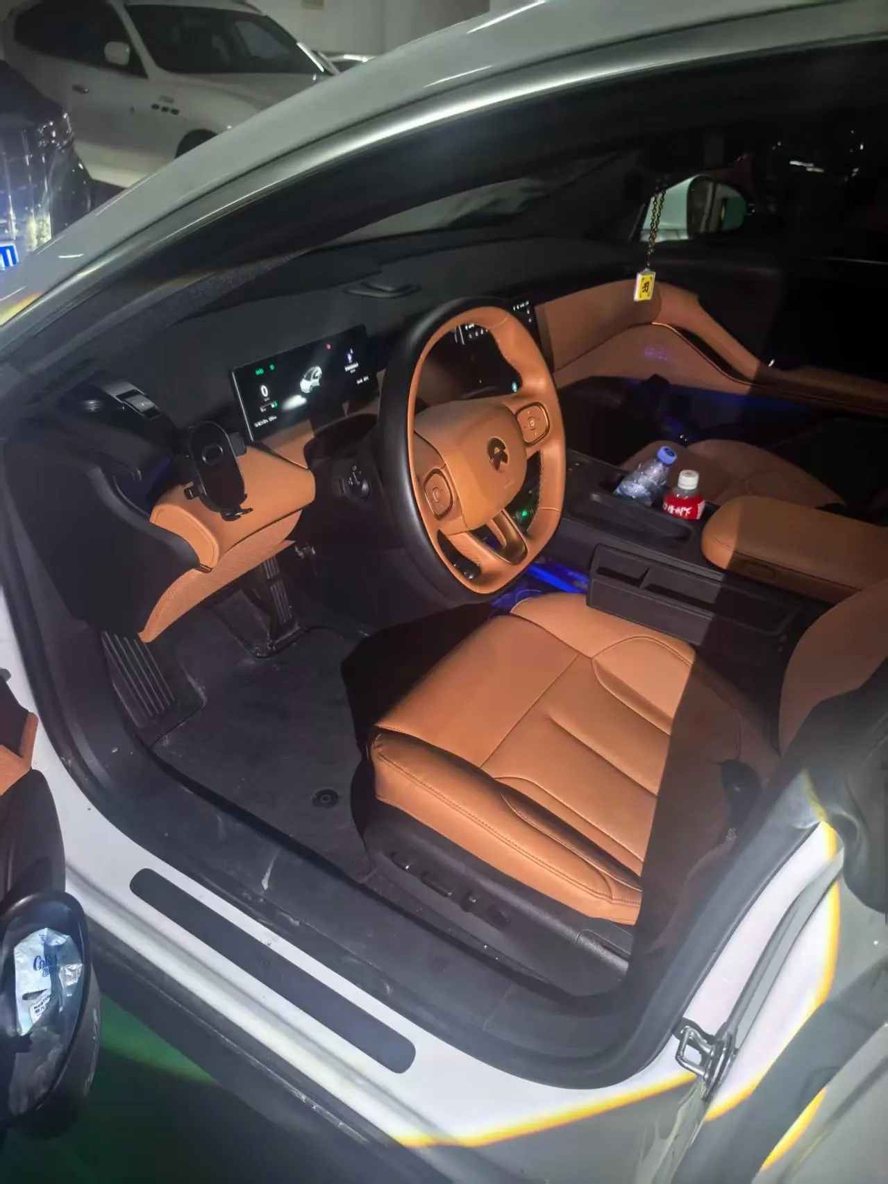 NIO 2022 ET5 75kWh automatic gear 9