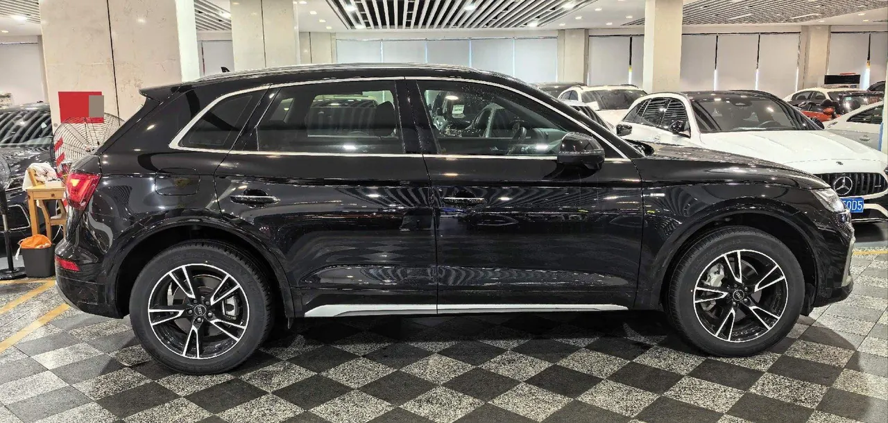 Audi 2022 Q5L 2.0TFSI 40TFSI Fashion Dynamic Automatic 4