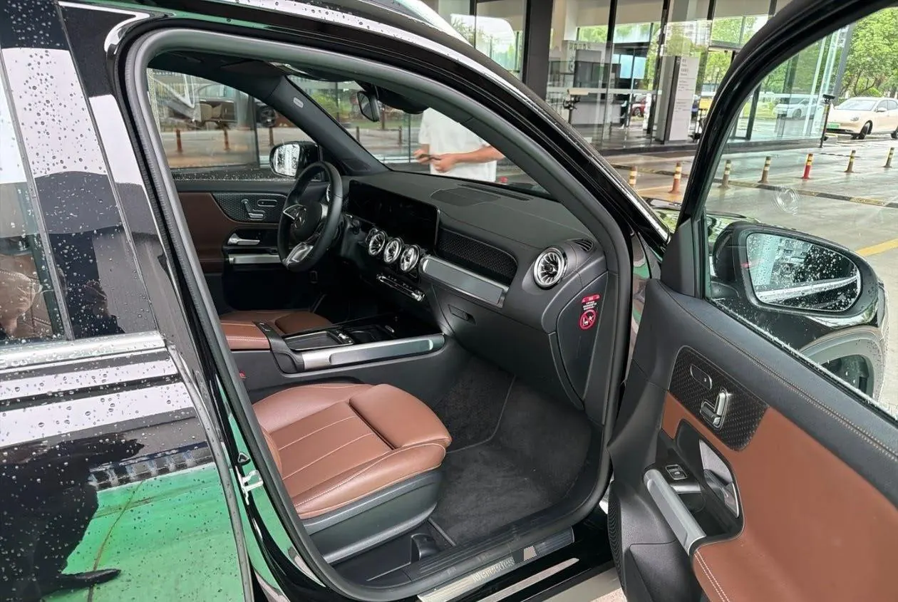 Mercedes Benz 2025 GLB 220 48V 2.0T fashion automatic gear 2