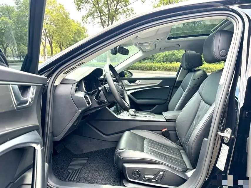 Audi 2023 A6L 2.0TFSI 45TFSI Selected Dynamic Automatic 2