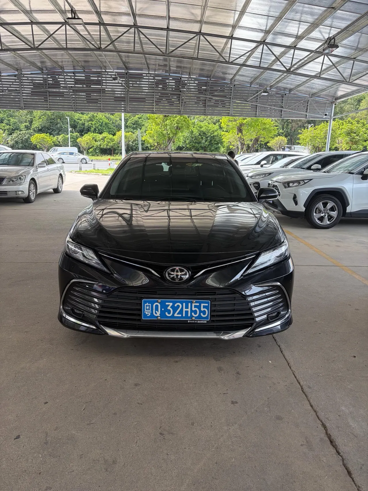 Toyota 2021 Camry 2.5G Deluxe Edition Automatic Gear 2