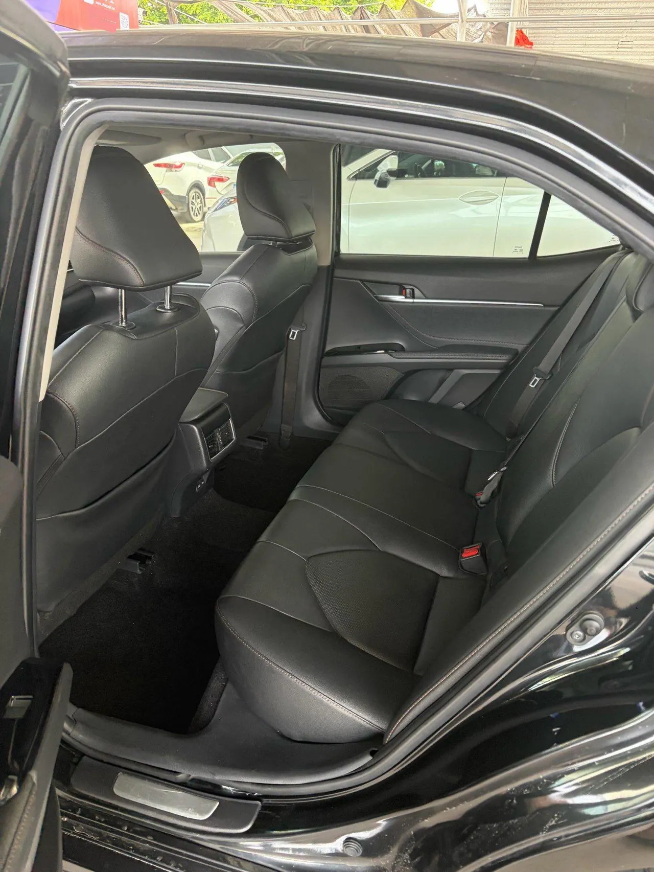 Toyota 2021 Camry 2.5G Deluxe Edition Automatic Gear 4