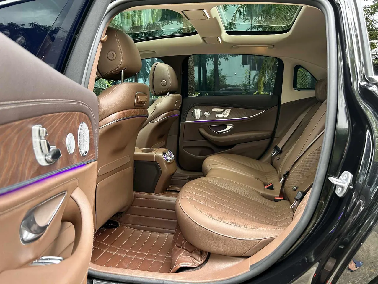Mercedes Benz E Class 2020 E 300 L 2.0T Luxury Automatic Gear 7