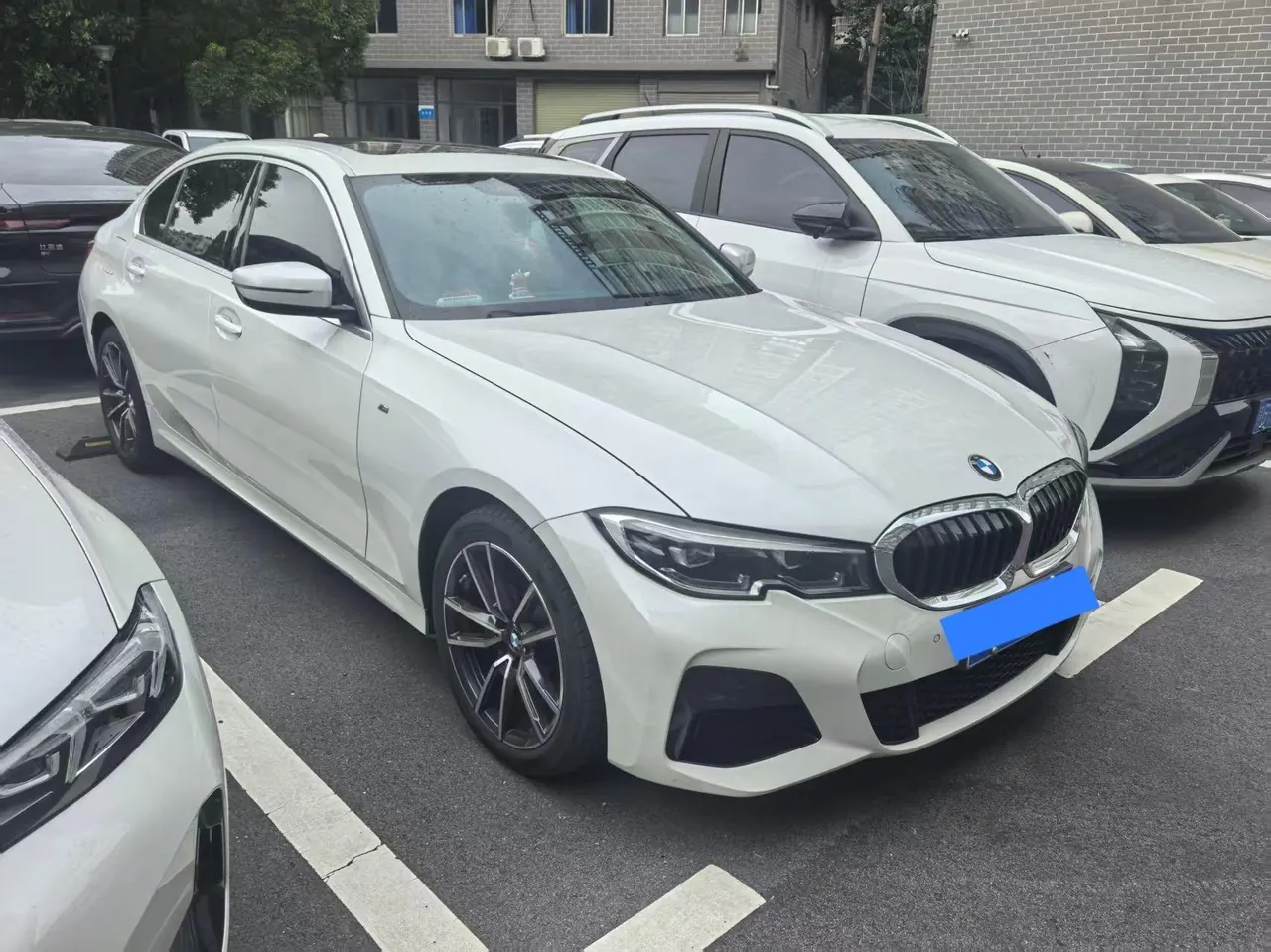 BMW 3 Series 2022 320Li 2.0T M Sports Suit (Modified) Automatic Gear 2