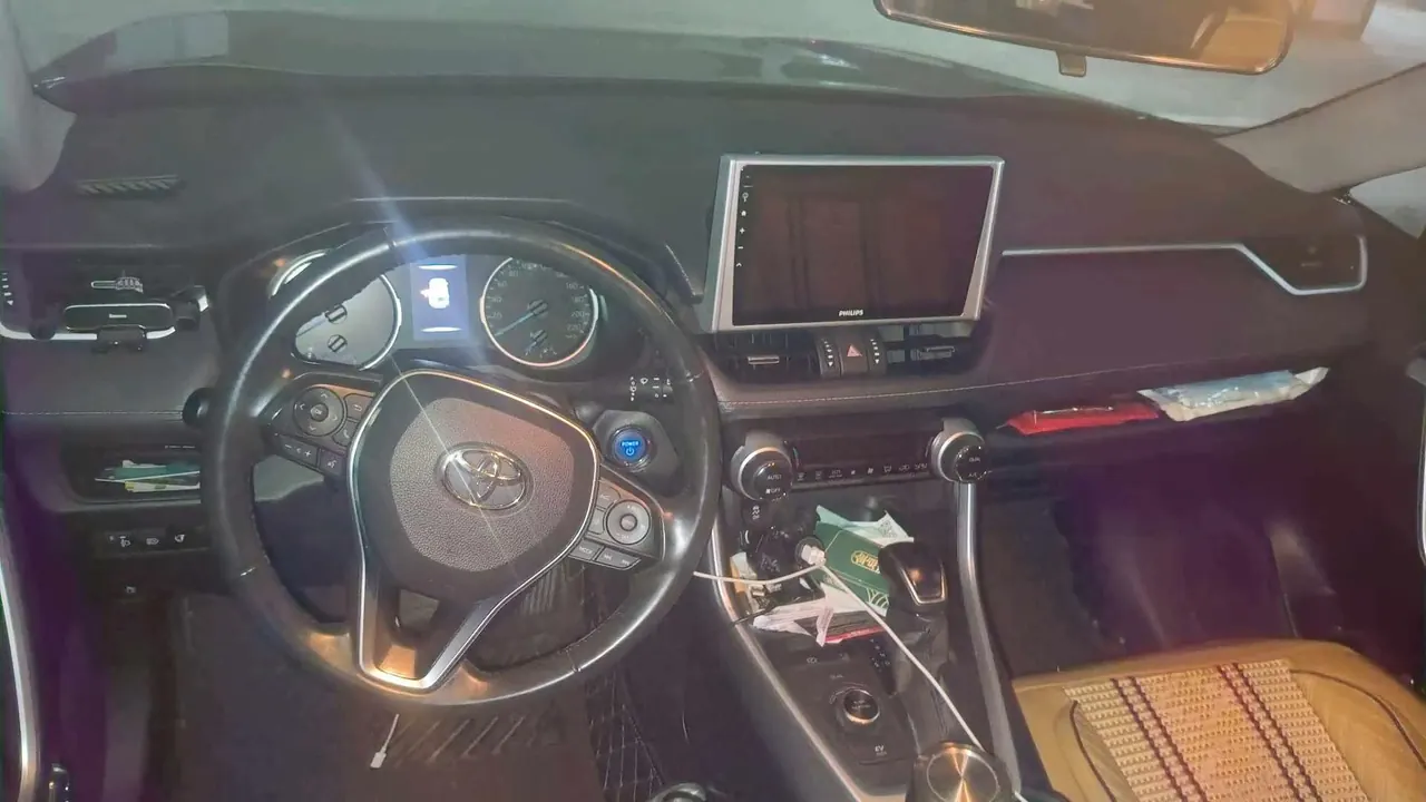 Toyota 2021 Weilanda Dual Engine 2.5 Stepless Four-wheel Drive Deluxe Automatic Gear 4