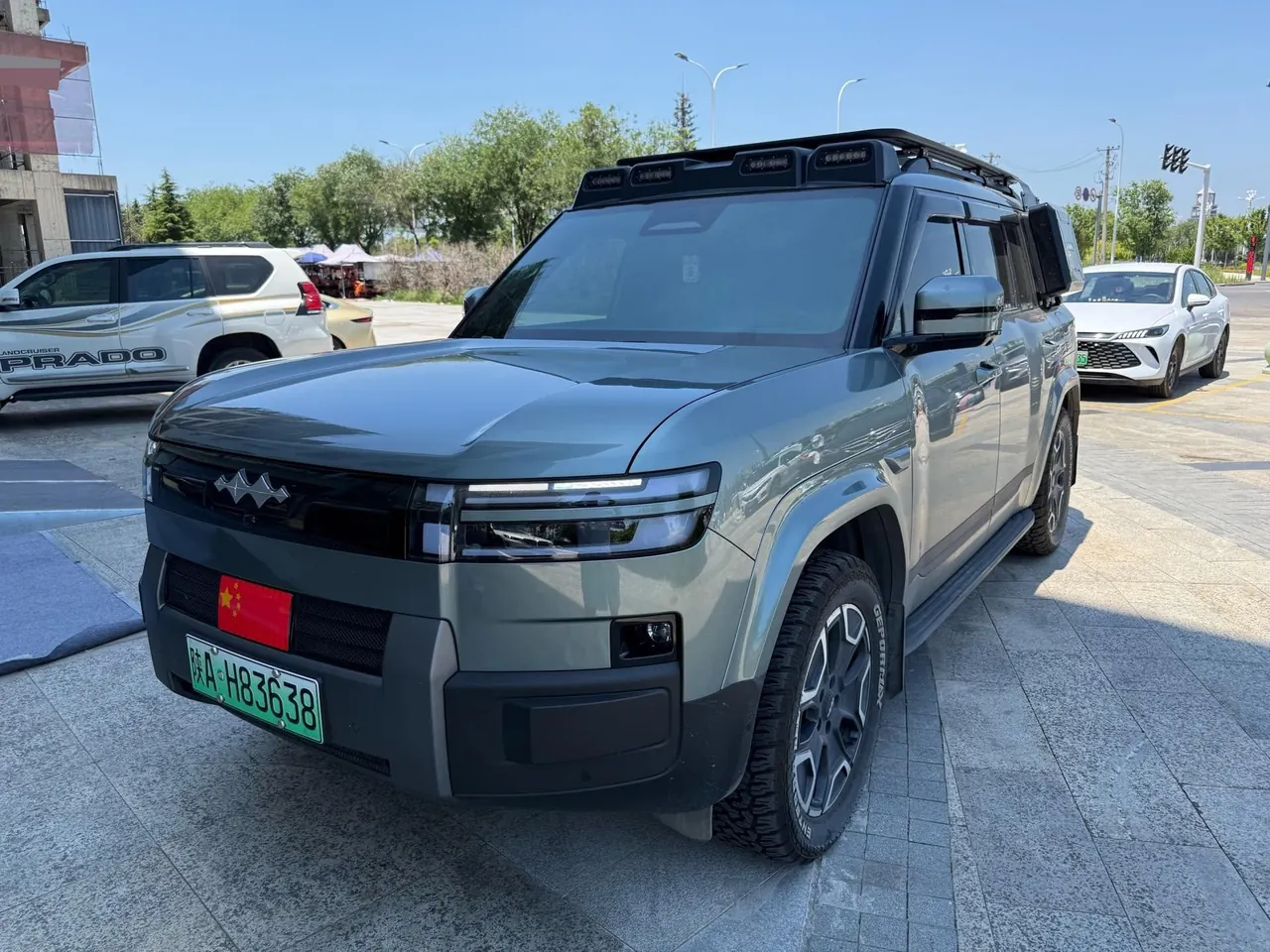 Open image lightbox: FangChengBao 2025 Titanium 7 1.5T Stepless 200KM Two-Drive Max Edition Automatic Gear