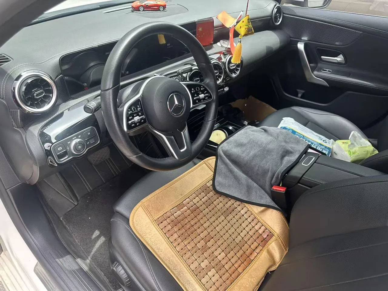 Mercedes Benz Class A 2022 A 200 L 1.3T Dynamic Automatic 6