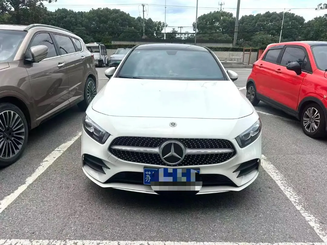 Mercedes Benz Class A 2022 A 200 L 1.3T Dynamic Automatic 7