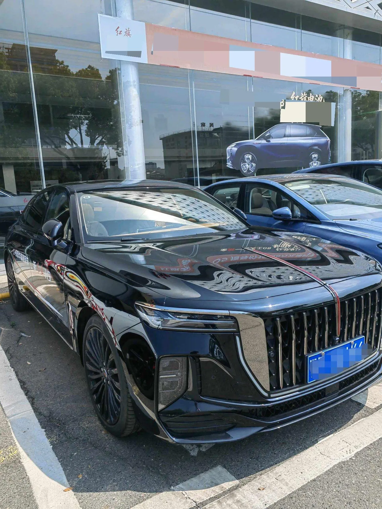 HongQi 2025 H9 48V 2.0T two-wheel drive flag smooth private fashion version 5 automatic gear 2